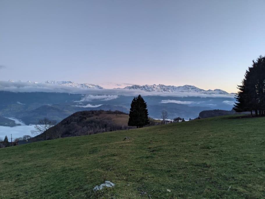 Maison Familiale En Montagne Avec Vue Merveilleuse Sur Le Massif De Belledonne Saint-Bernard  Zewnętrze zdjęcie