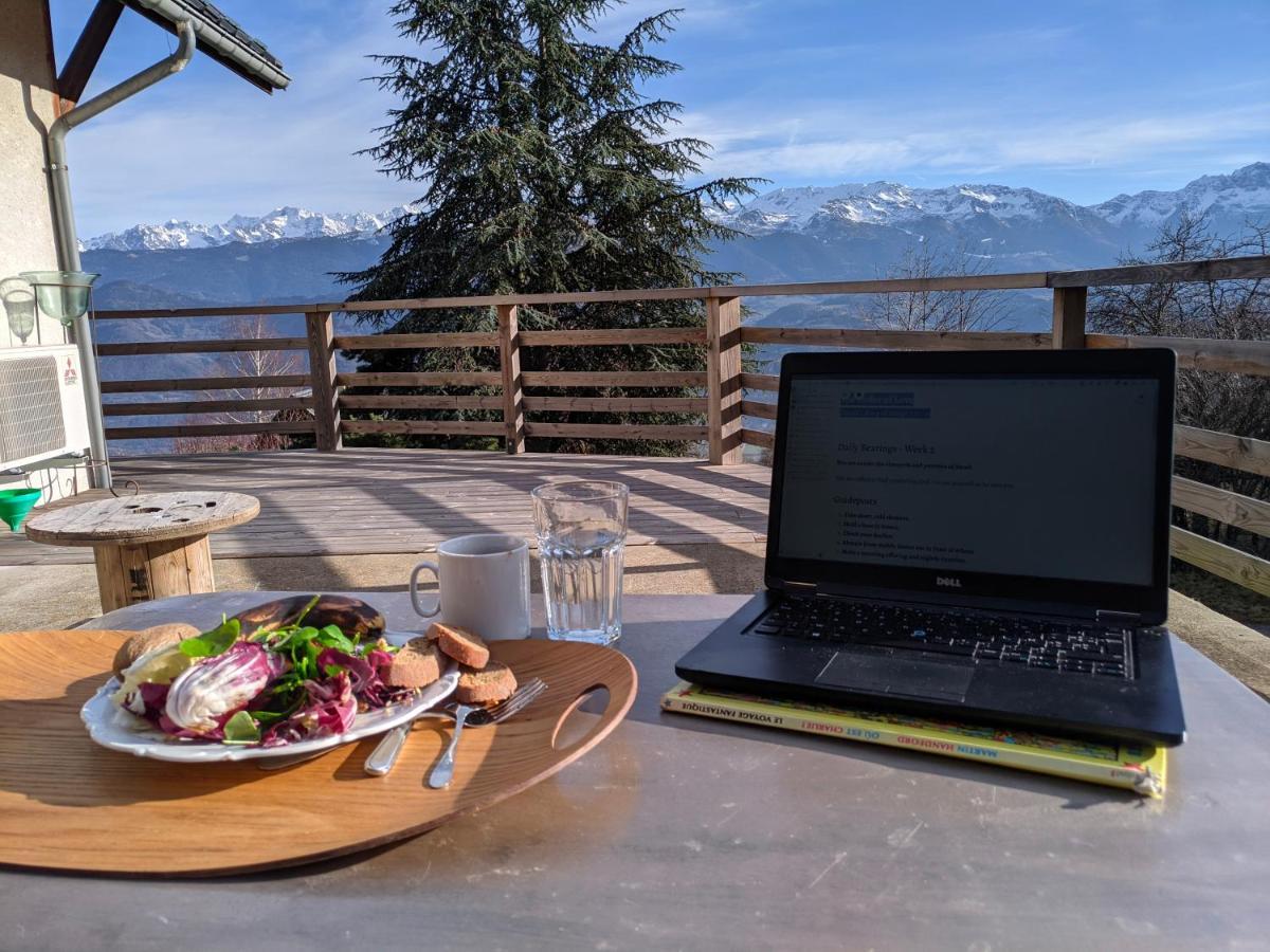Maison Familiale En Montagne Avec Vue Merveilleuse Sur Le Massif De Belledonne Saint-Bernard  Zewnętrze zdjęcie