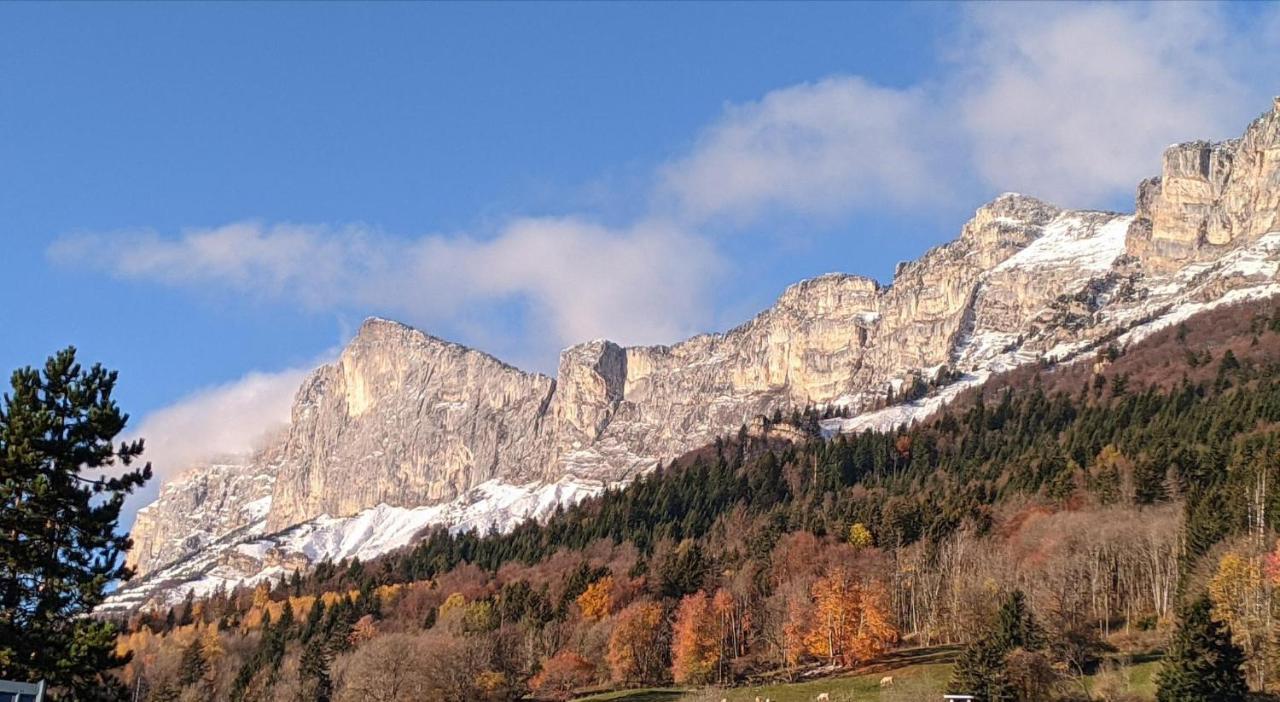 Maison Familiale En Montagne Avec Vue Merveilleuse Sur Le Massif De Belledonne Saint-Bernard  Zewnętrze zdjęcie